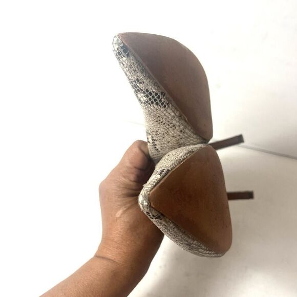 Vince Camuto Snake Skin Print Womens Sz 9.5 M Leather Stiletto Heels Pointed Toe - Picture 7 of 11